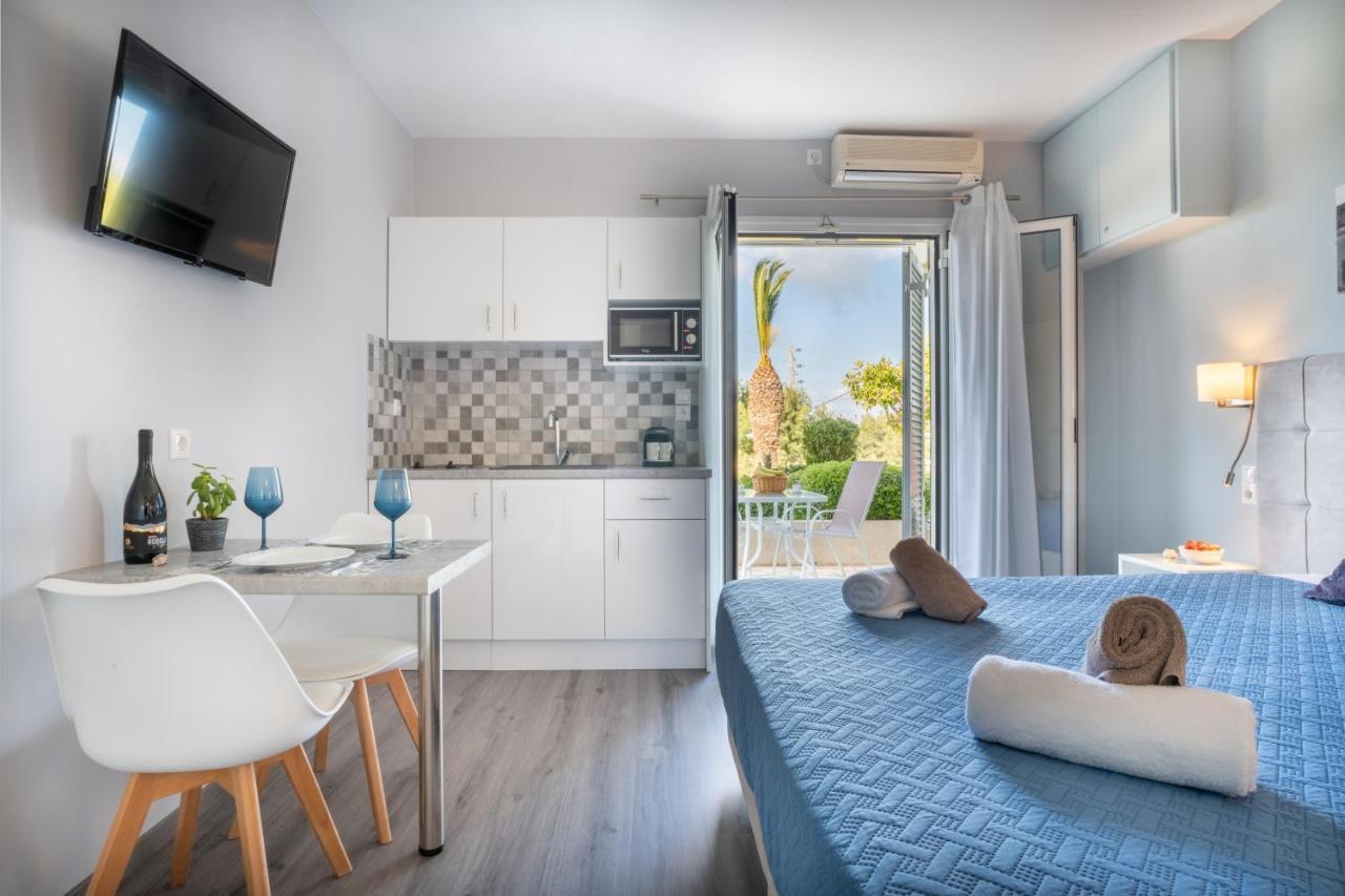 לאסי Nondas Apartments מראה חיצוני תמונה